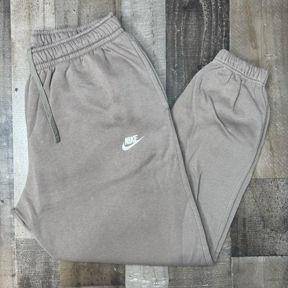 Men’s Nike Jogger Sweatpants size XL - Picture 1 of 13